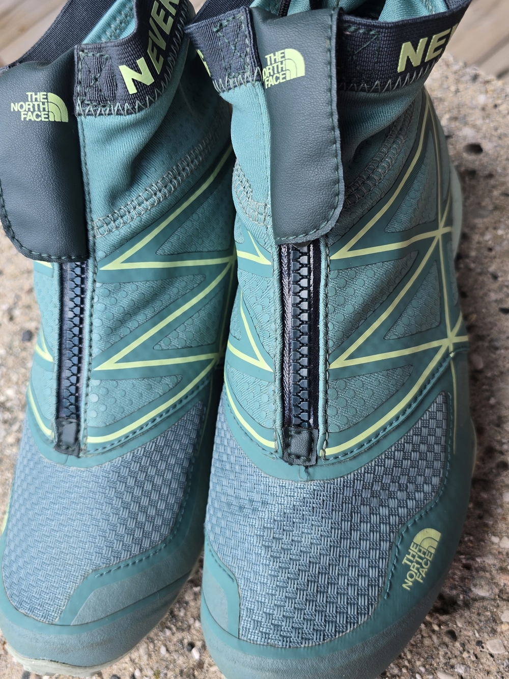 The North Face Women's Ultra MT Winter Trail Running Boots / Hiking Shoes Size 6 - Picture 3 of 9